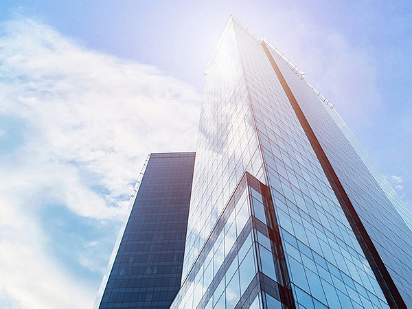 濟(jì)南萊蕪新時(shí)尚制衣有限公司